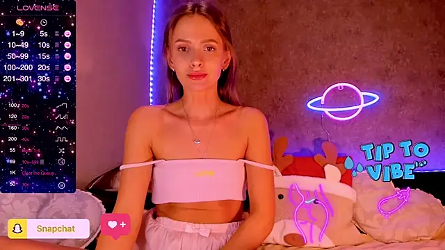 Snapshot of madina_taher chatting on 15, 1, 2025 madina taher online show from 15, 1, 2025