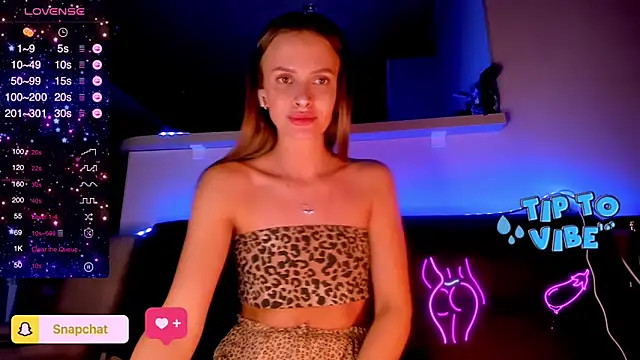 Snapshot of madina_taher chatting on 20, 2, 2025 madina taher online show from 20, 2, 2025