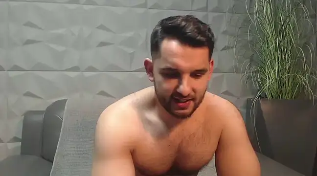 Antoniodiamond online show from 3, 2, 2025