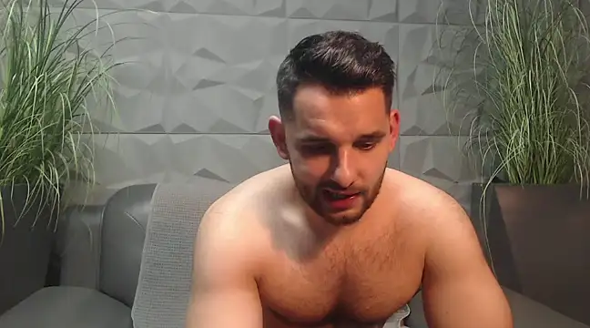 Antoniodiamond online show from 1, 3, 2025