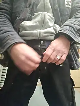 Xcoquinx online show from 21, 11, 2025