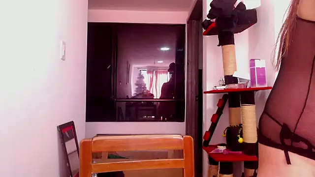 Snapshot of karinasodi_1 chatting on 3, 12, 2025 karinasodi 1 online show from 3, 12, 2025