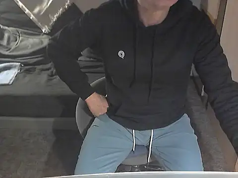 kiam471 online show from 21, 3, 2025