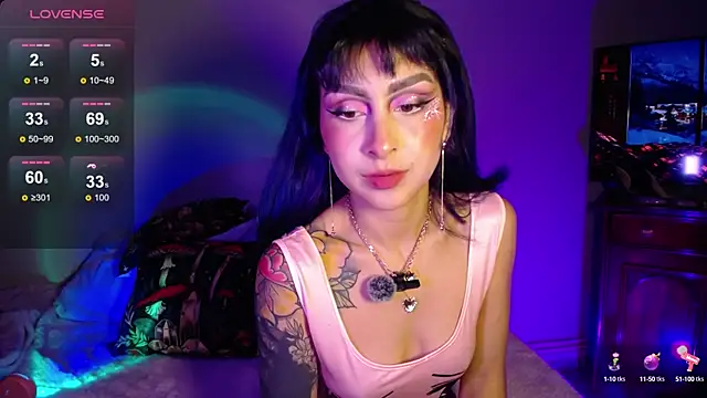 Cinamoonn online show from 30, 1, 2025