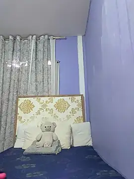 lady kim boner online show from 17, 12, 2025