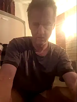 Snapshot of Wanking_Wiggiler chatting on 3, 3, 2025 Wanking Wiggiler online show from 3, 3, 2025