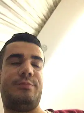 boyygirlls online show from 2, 1, 2025