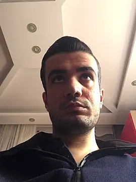 boyygirlls online show from 4, 3, 2025