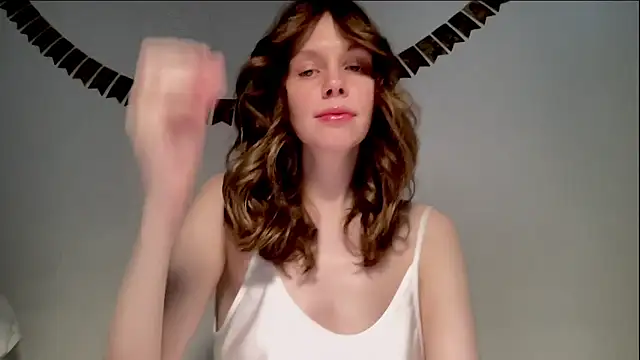 Nikki Mimimi online show from 11, 1, 2025