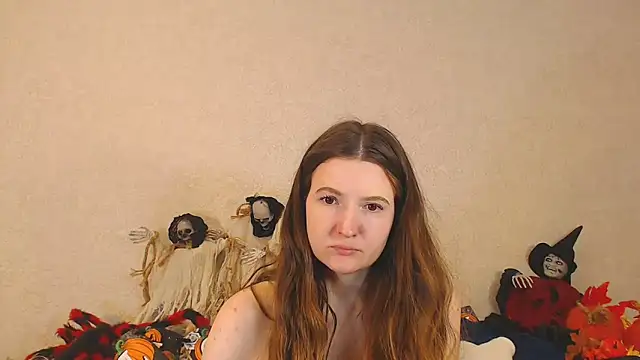 Snapshot of SecretWithJessie chatting on 17, 10, 2025 SecretWithJessie online show from 17, 10, 2025