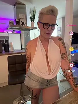 German Milf online show from 27, 5, 2026