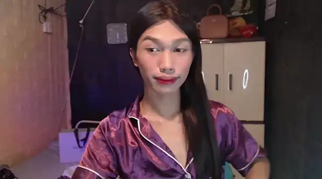 Snapshot of ToKeNa chatting on 6, 2, 2025 ToKeNa online show from 6, 2, 2025