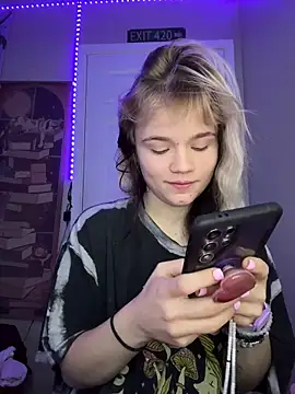 Cutiepiespanks online show from 14, 12, 2025