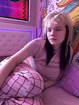 Cutiepiespanks online show from 12, 4, 2026