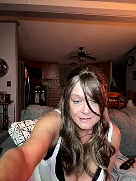 cowgirlc online show from 28, 9, 2025