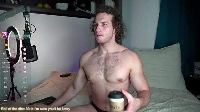 VIktorSecret online show from 9, 3, 2025