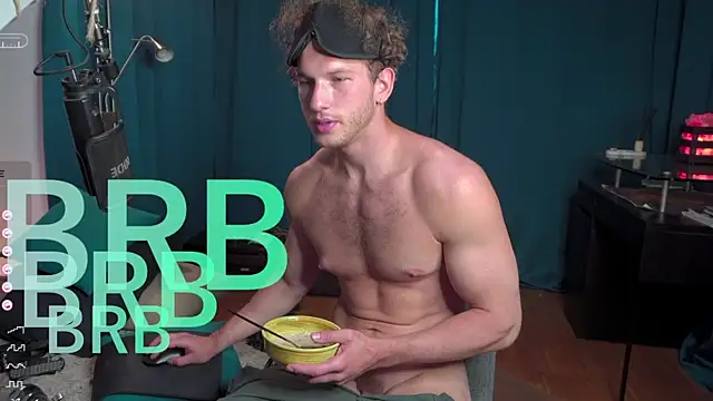 VIktorSecret online show from 15, 4, 2026