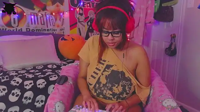 Snapshot of N1NT3NDH03 chatting on 22, 12, 2024 N1NT3NDH03 online show from 22, 12, 2024