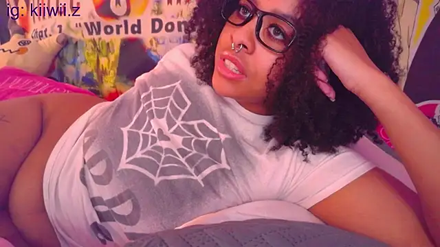 Snapshot of N1NT3NDH03 chatting on 25, 2, 2025 N1NT3NDH03 online show from 25, 2, 2025