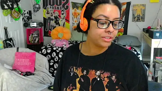 Snapshot of N1NT3NDH03 chatting on 9, 9, 2025 N1NT3NDH03 online show from 9, 9, 2025