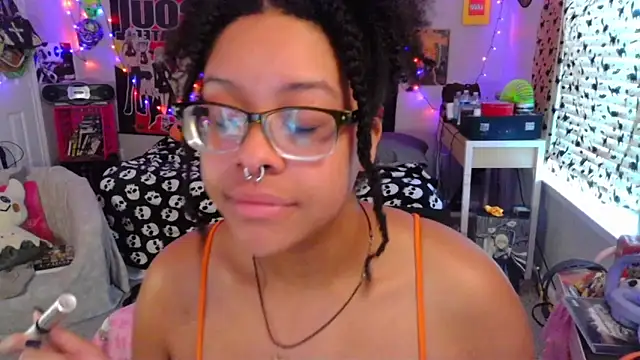 Snapshot of N1NT3NDH03 chatting on 26, 9, 2025 N1NT3NDH03 online show from 26, 9, 2025