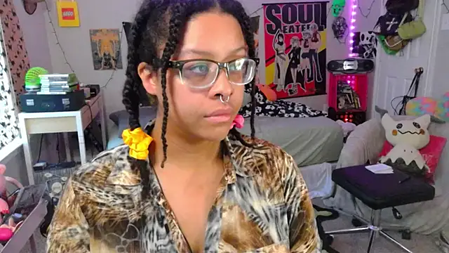 Snapshot of N1NT3NDH03 chatting on 1, 10, 2025 N1NT3NDH03 online show from 1, 10, 2025