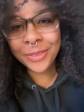 Snapshot of N1NT3NDH03 chatting on 11, 11, 2025 N1NT3NDH03 online show from 11, 11, 2025