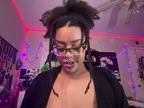 Snapshot of N1NT3NDH03 chatting on 5, 12, 2025 N1NT3NDH03 online show from 5, 12, 2025