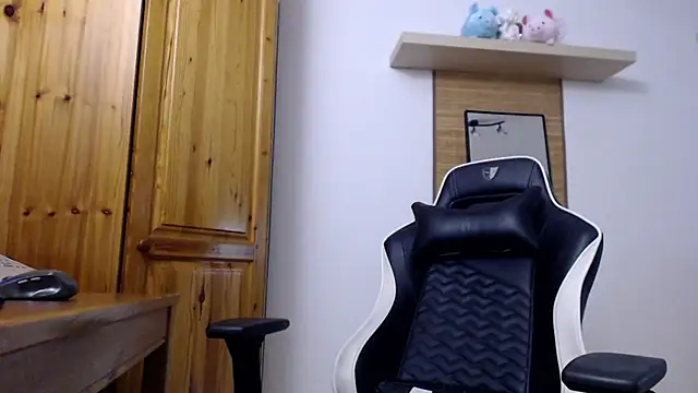 Snapshot of Lisakisss chatting on 27, 9, 2025 Lisakisss online show from 27, 9, 2025