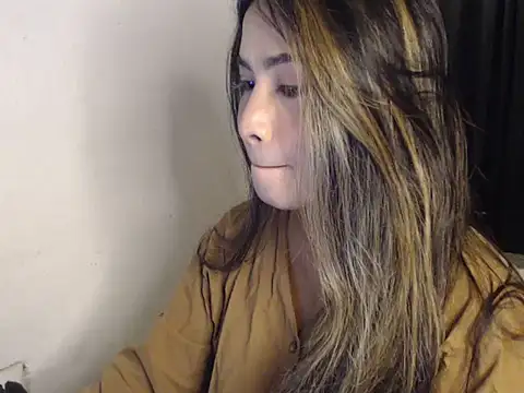 Snapshot of Urbabygirl_jenny chatting on 25, 5, 2026 Urbabygirl jenny online show from 25, 5, 2026
