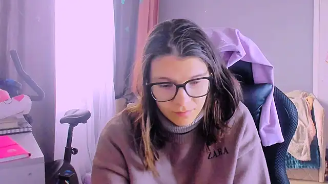 Snapshot of MollyLollipop chatting on 21, 5, 2026 MollyLollipop online show from 21, 5, 2026