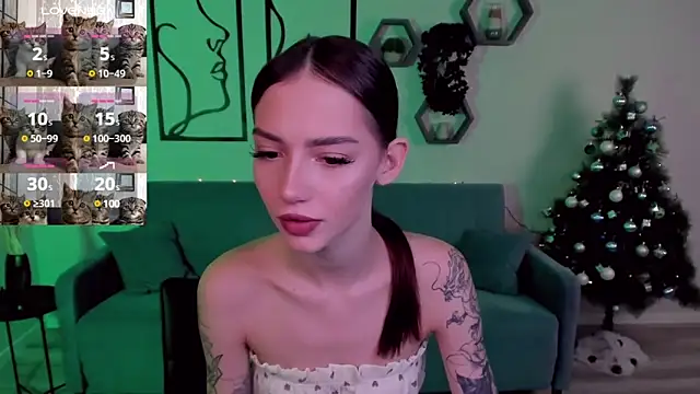 SophieCatty online show from 4, 1, 2025