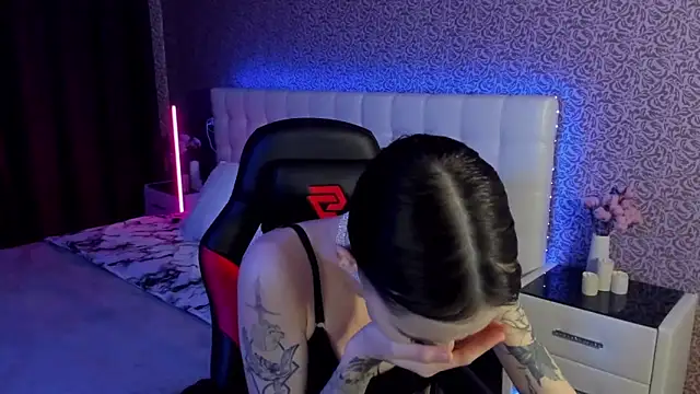 SophieCatty online show from 24, 2, 2025