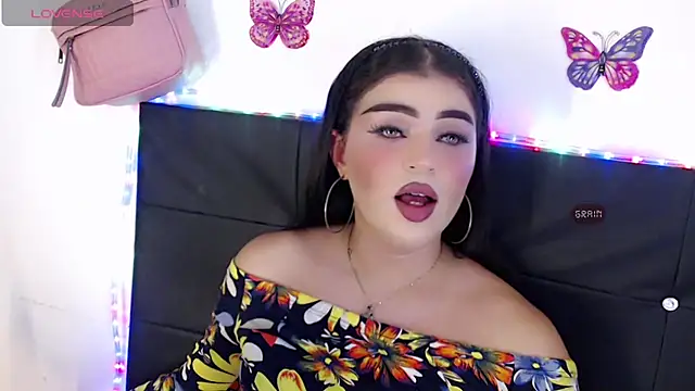 Alexandra Hornny online show from 13, 9, 2025