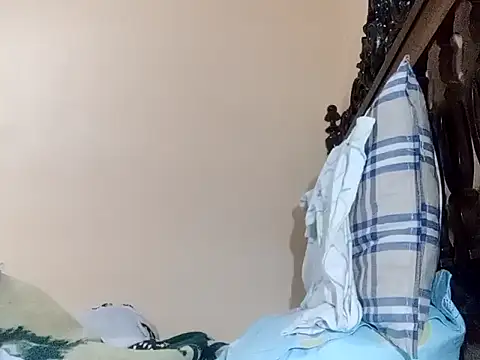 Snapshot of White_rabbit_ chatting on 22, 12, 2024 White rabbit  online show from 22, 12, 2024