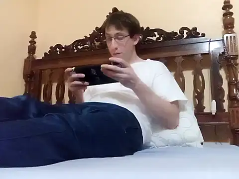 Snapshot of White_rabbit_ chatting on 11, 1, 2025 White rabbit  online show from 11, 1, 2025