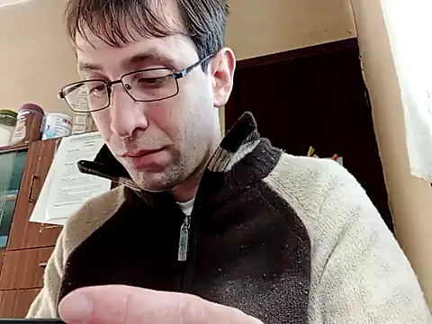 Snapshot of White_rabbit_ chatting on 5, 2, 2025 White rabbit  online show from 5, 2, 2025