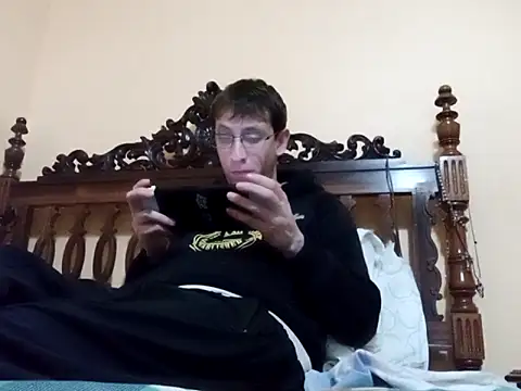 Snapshot of White_rabbit_ chatting on 13, 2, 2025 White rabbit  online show from 13, 2, 2025