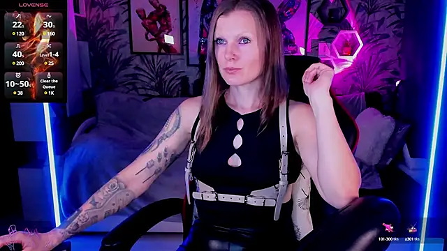 Snapshot of Devi_Evi chatting on 6, 2, 2025 Devi Evi online show from 6, 2, 2025