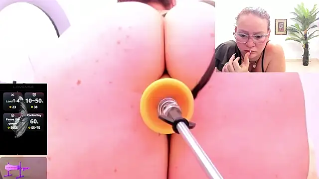 Snapshot of Paulina_Davis_ chatting on 19, 3, 2025 Paulina Davis online show from 19, 3, 2025
