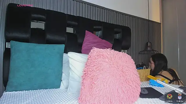 levana1 online show from 2, 12, 2025