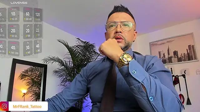 Snapshot of MrFrank_tattoo chatting on 18, 1, 2025 MrFrank tattoo online show from 18, 1, 2025