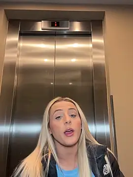 Strongqueen online show from 26, 9, 2025