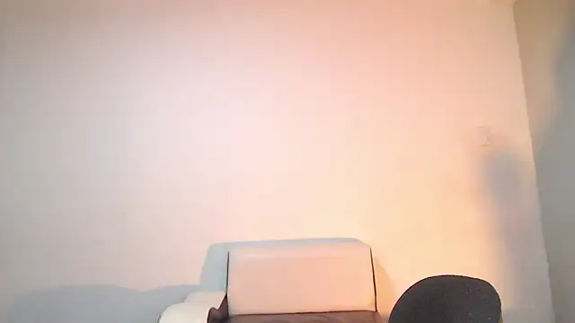Snapshot of BiancaFollerach chatting on 25, 10, 2025 BiancaFollerach online show from 25, 10, 2025