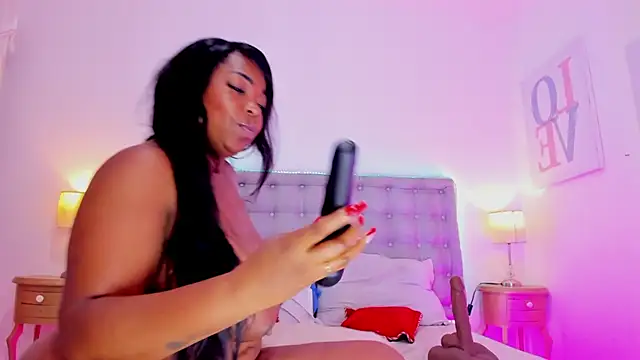 Snapshot of laqquishax chatting on 4, 1, 2025 laqquishax online show from 4, 1, 2025