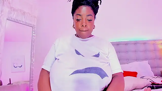 Snapshot of laqquishax chatting on 2, 2, 2025 laqquishax online show from 2, 2, 2025