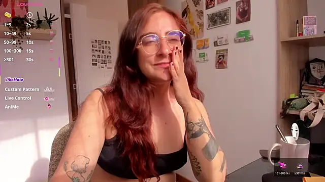 Snapshot of linda_giggle chatting on 17, 6, 2026 linda giggle online show from 17, 6, 2026