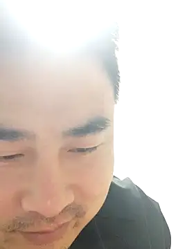 Snapshot of guozuo chatting on 17, 12, 2024 guozuo online show from 17, 12, 2024