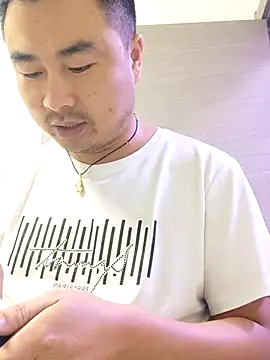 Snapshot of guozuo chatting on 19, 9, 2025 guozuo online show from 19, 9, 2025