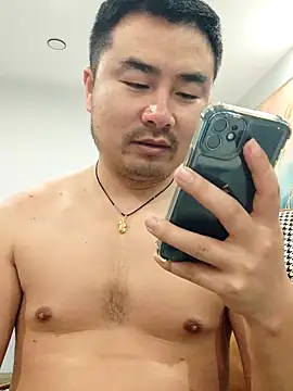 Snapshot of guozuo chatting on 17, 10, 2025 guozuo online show from 17, 10, 2025